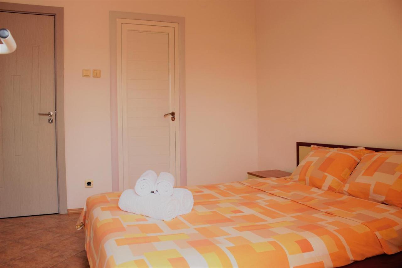 Dream House Hotel Tsarevo Buitenkant foto